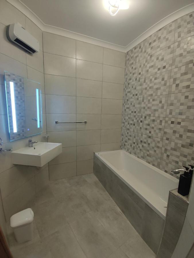 Deggies Apartments - Spacious, Modern Apartment! Naxxar Εξωτερικό φωτογραφία