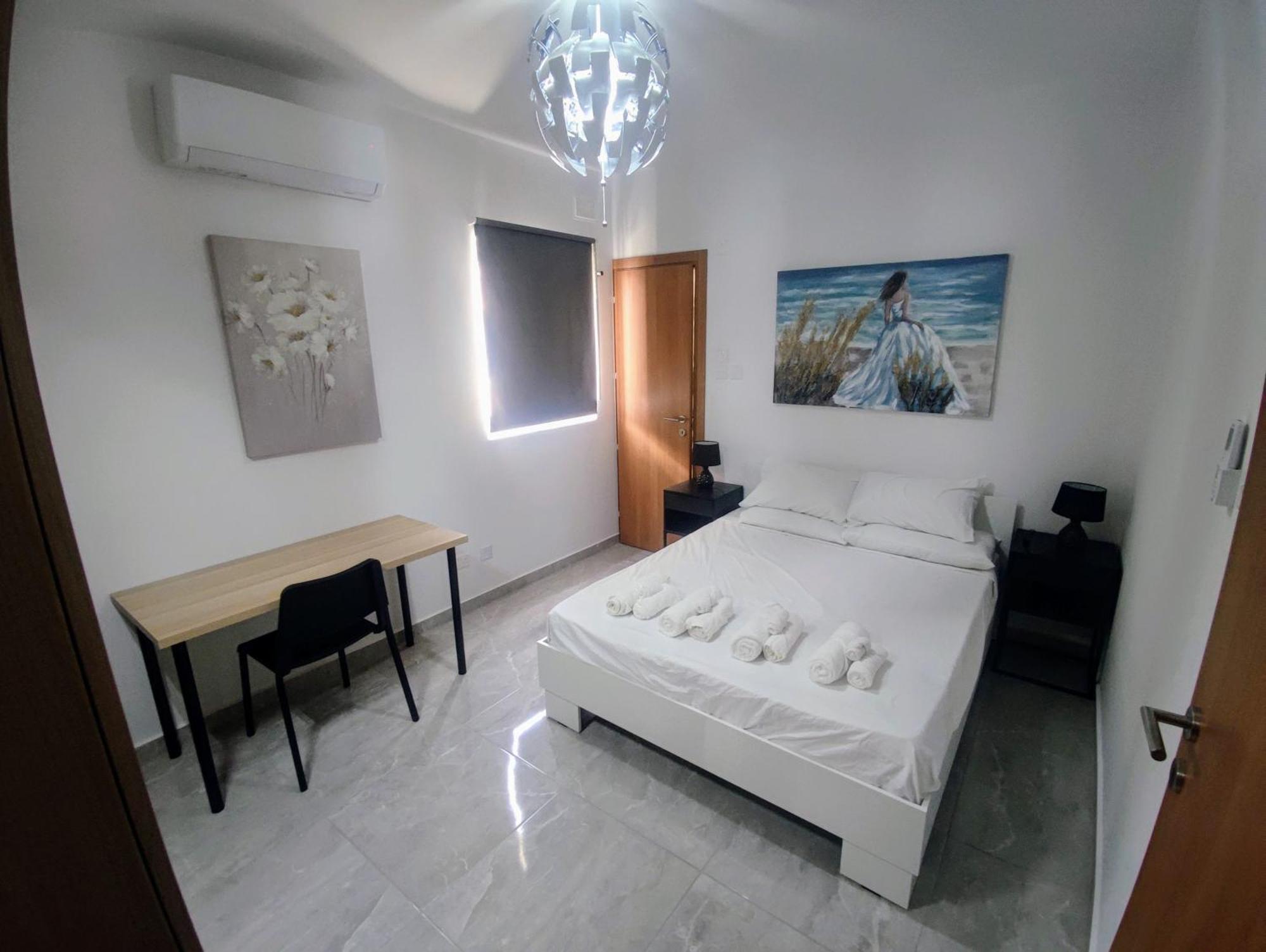 Deggies Apartments - Spacious, Modern Apartment! Naxxar Εξωτερικό φωτογραφία